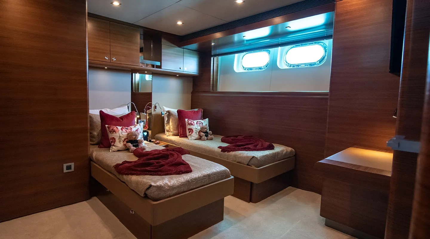 SEA AXIS Twin cabin