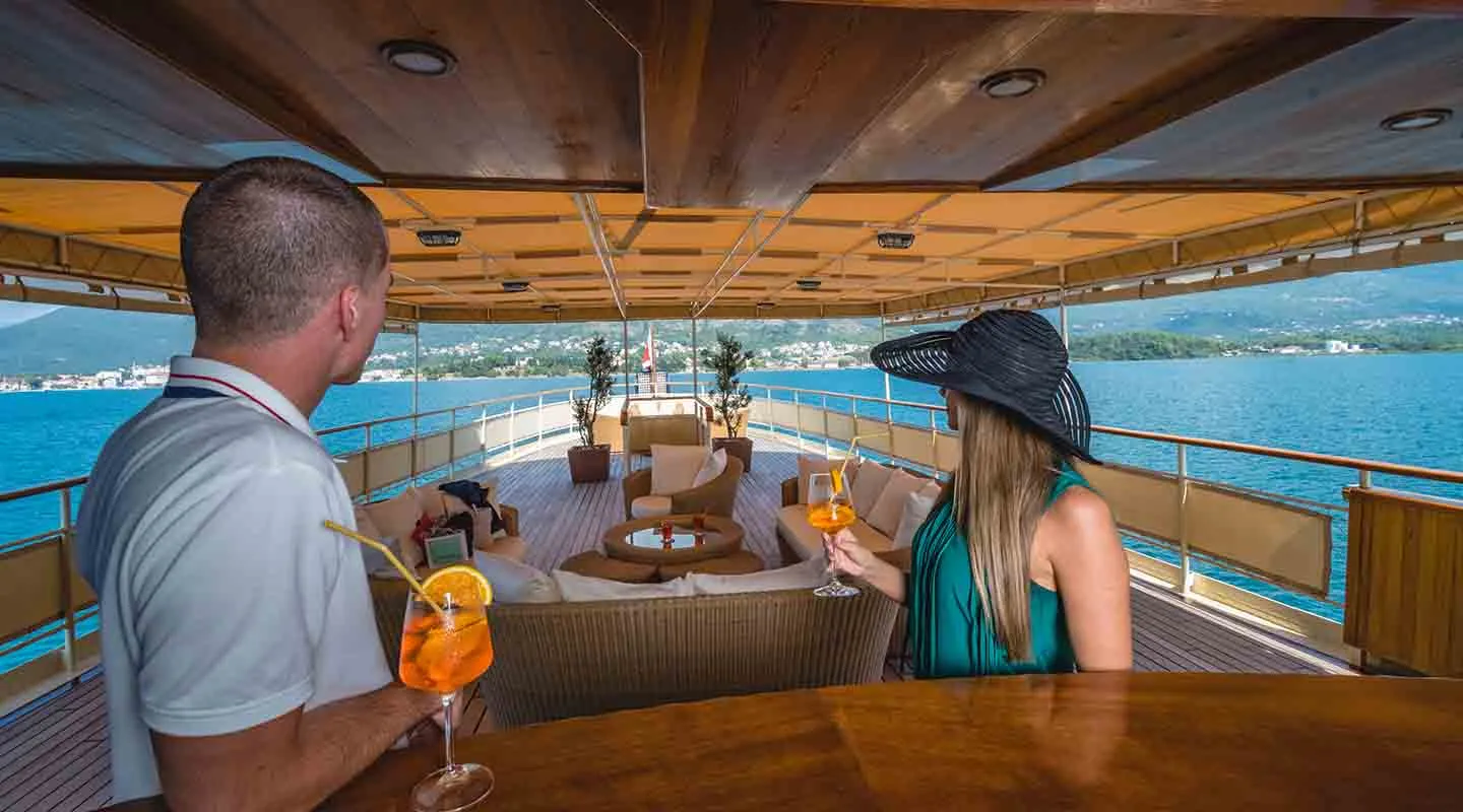 SEAGULL 2 Aft deck