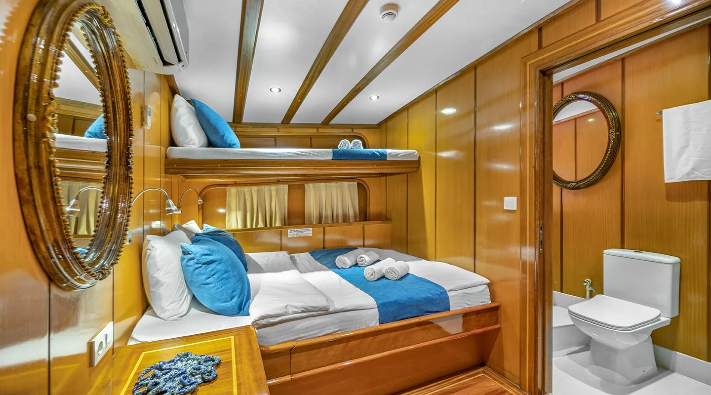 TERSANE 8 Triple cabin