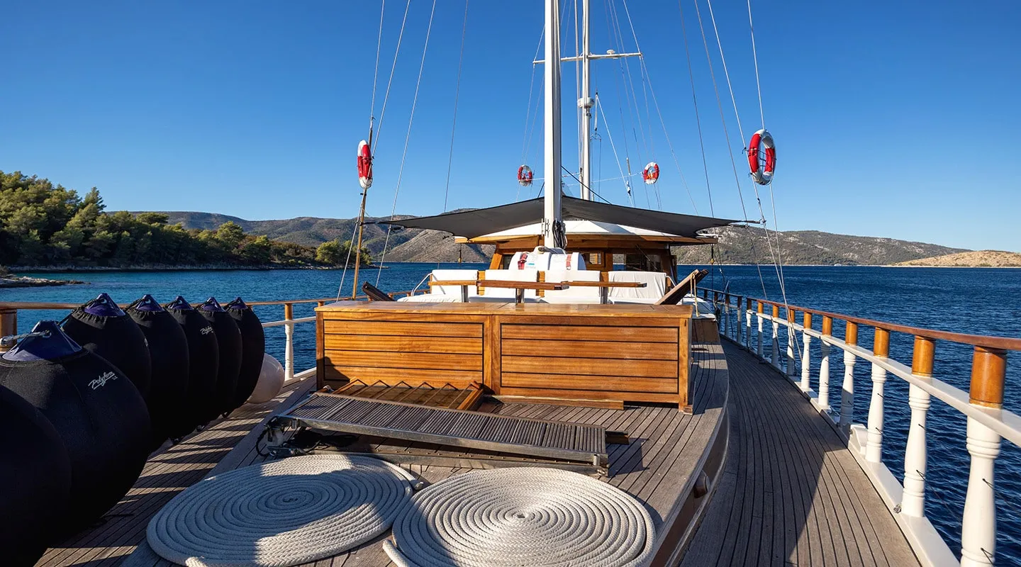 ABORDA Bow deck