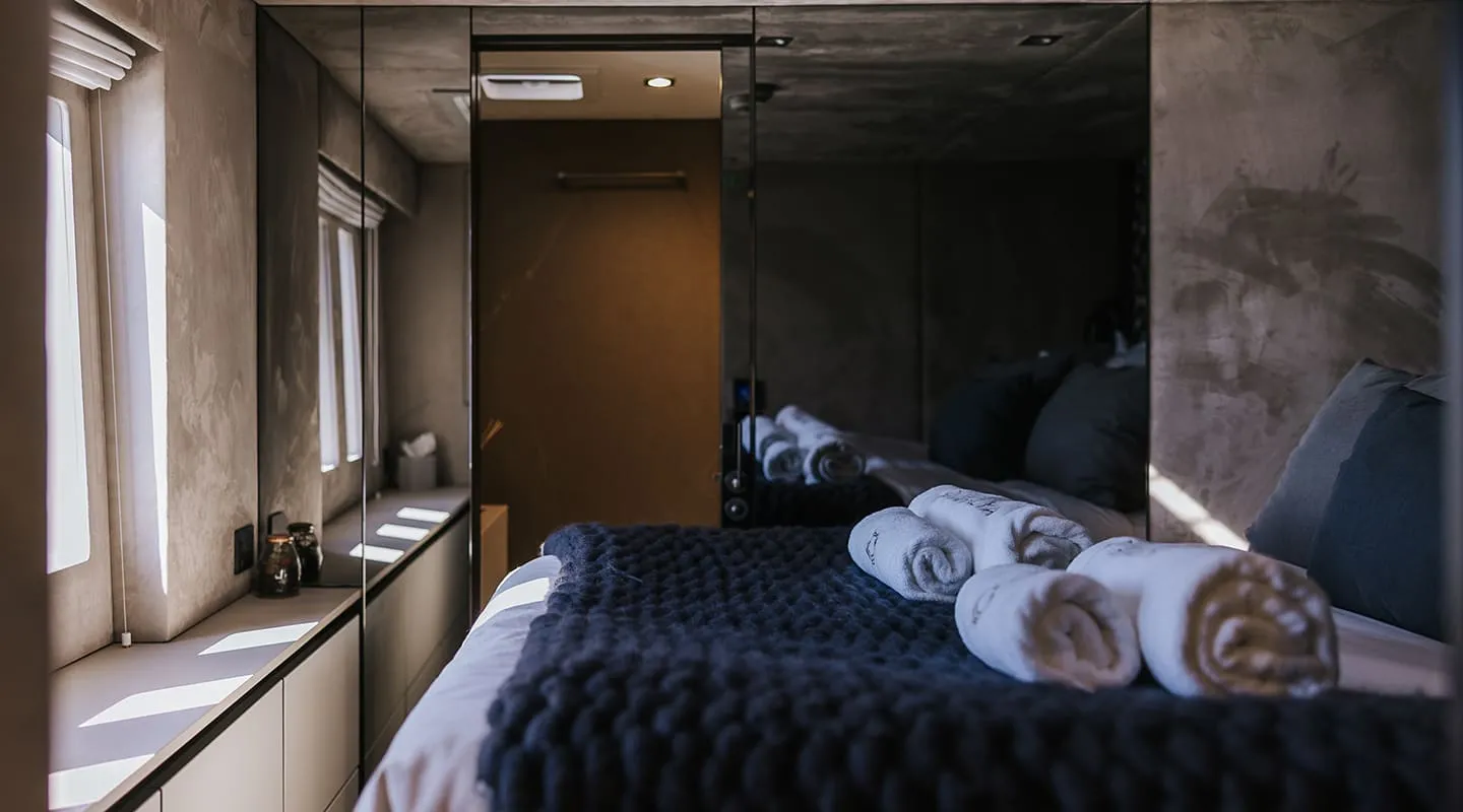 AHALYA Double cabin