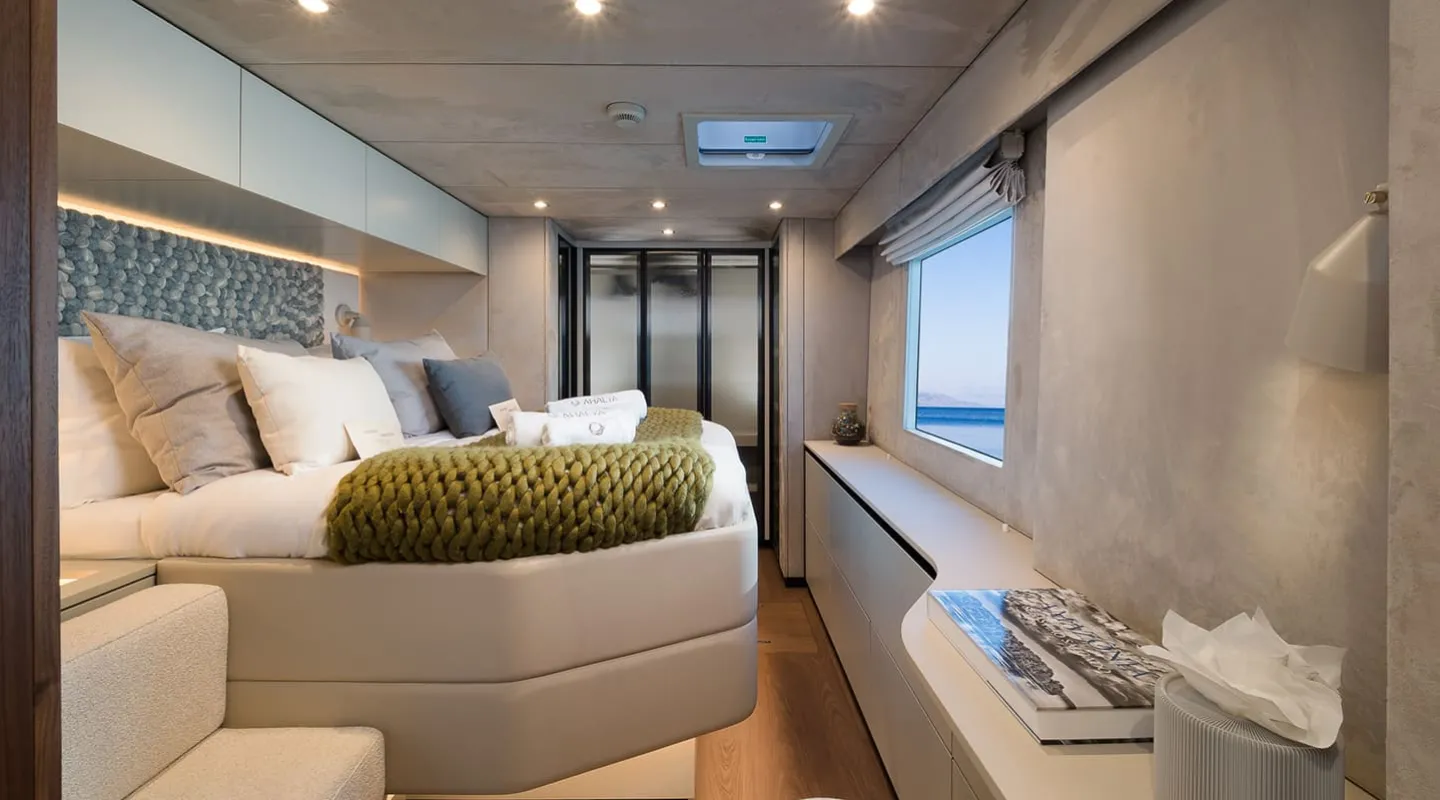 AHALYA Double cabin