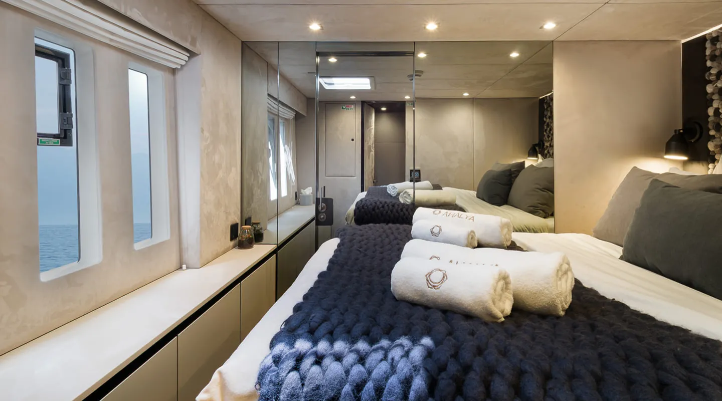 AHALYA Double cabin