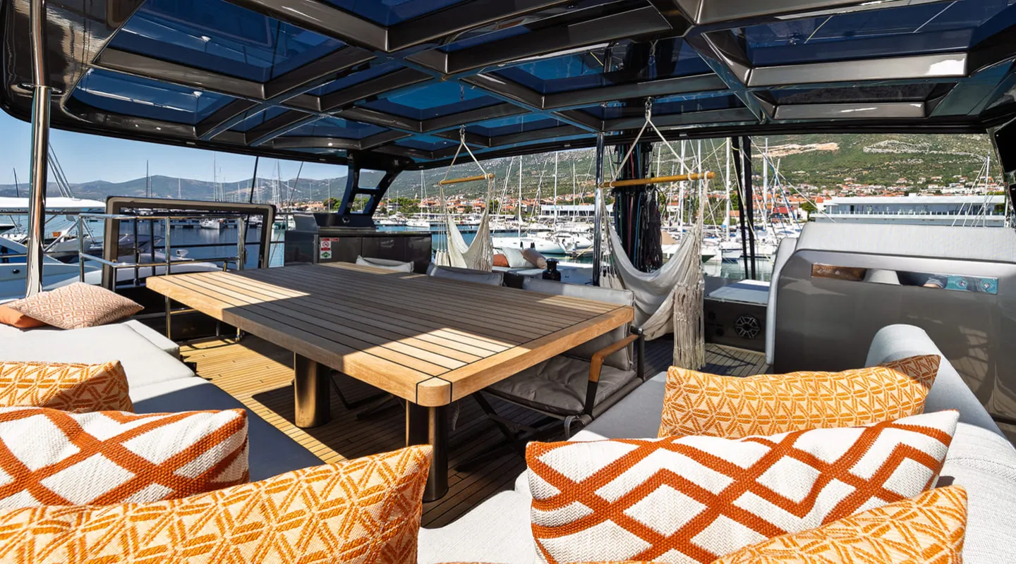 AHALYA Flybridge