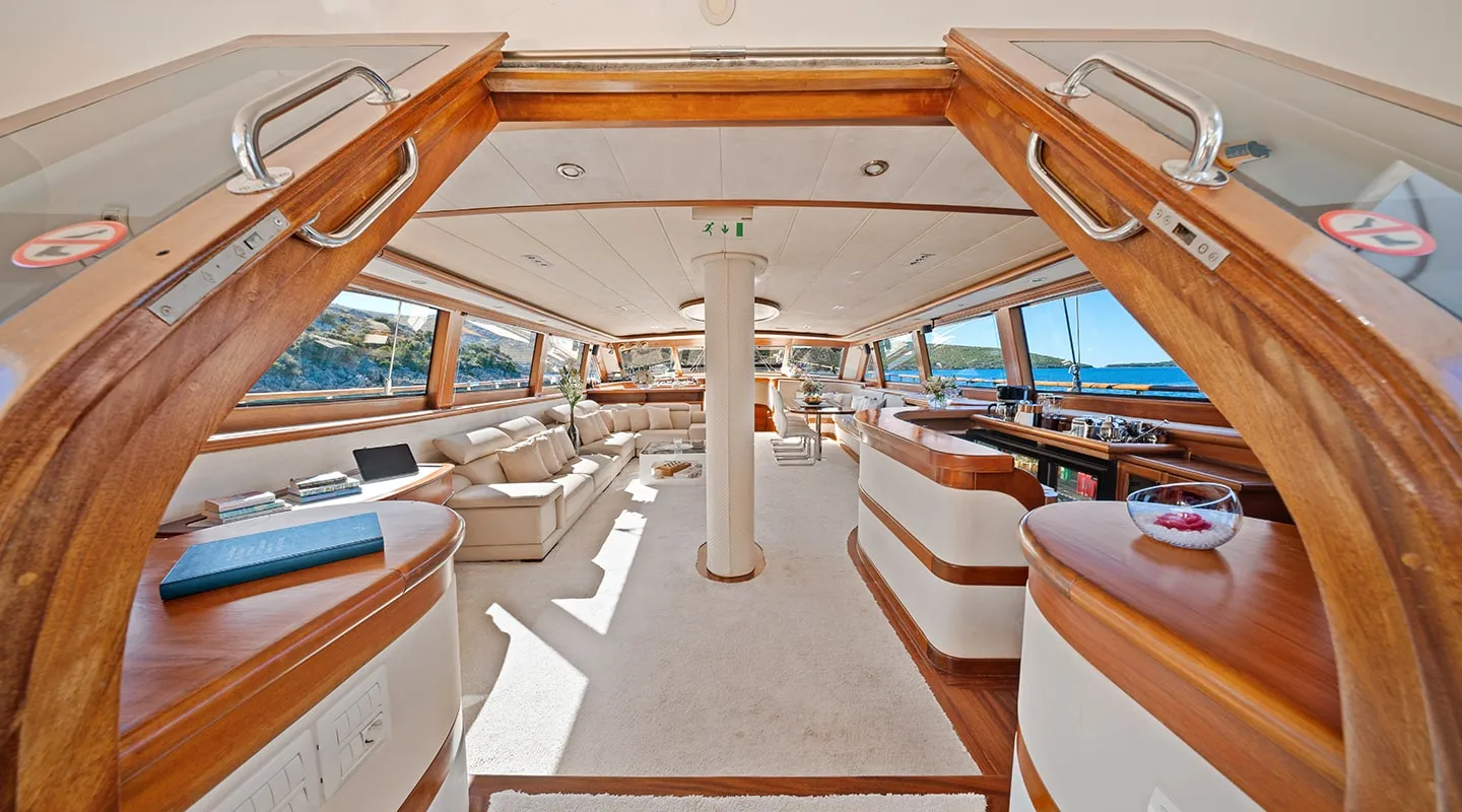 ALESSANDRO I Entrance to salon