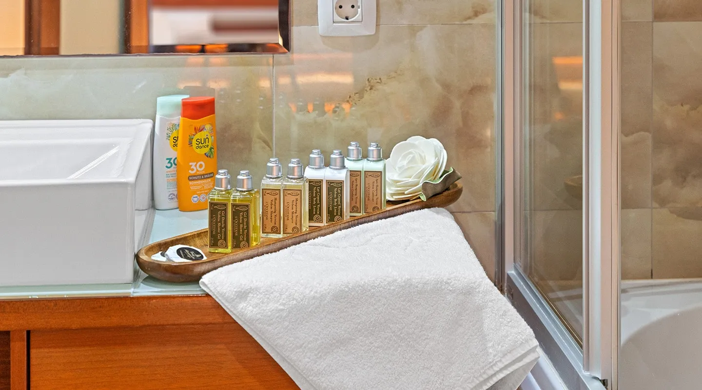 ALESSANDRO I Essentials