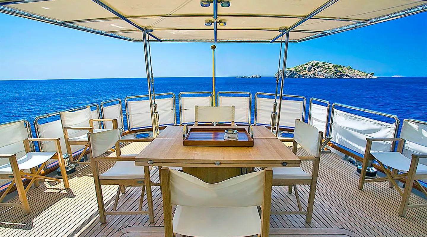 ALTHEA Aft deck