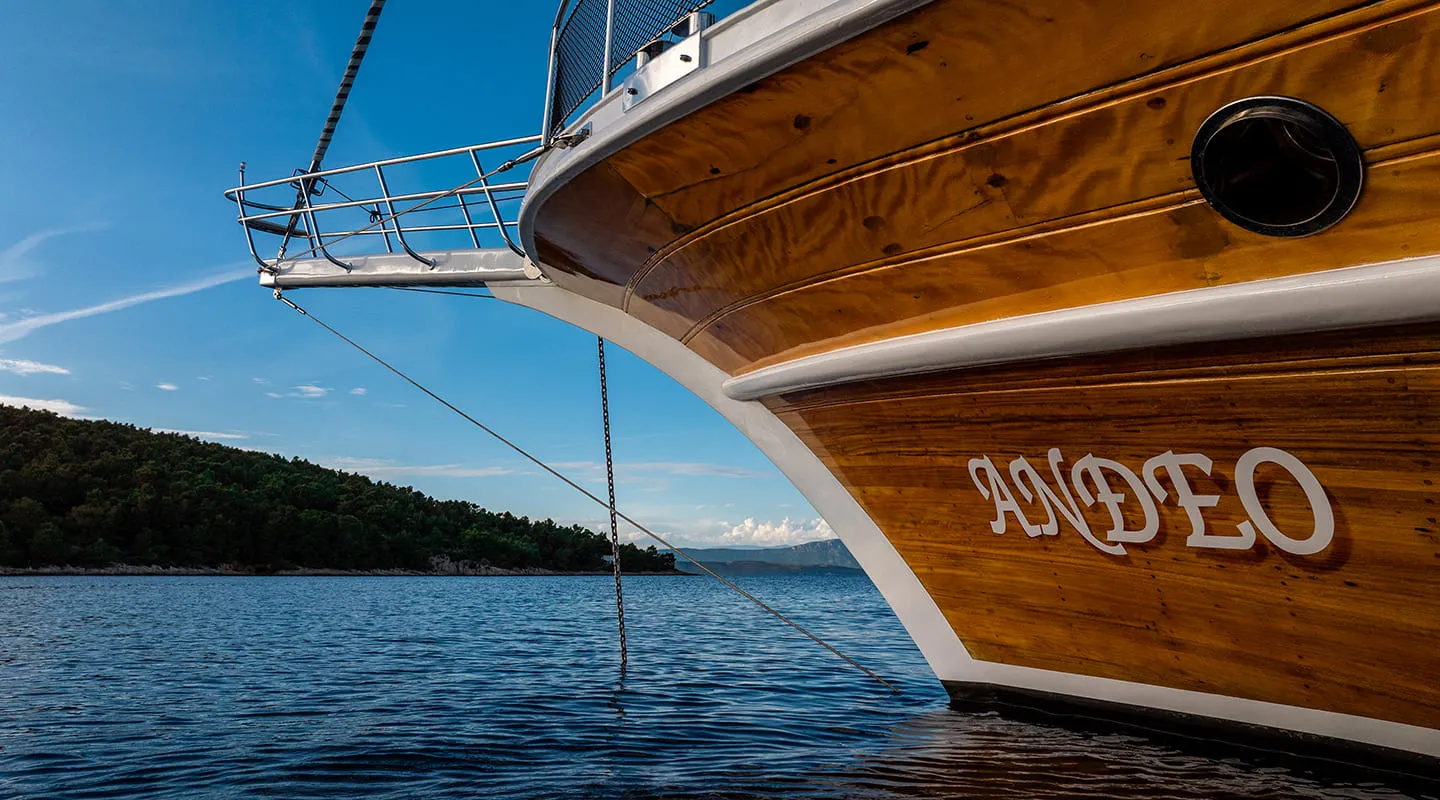 ANĐEO Anchored