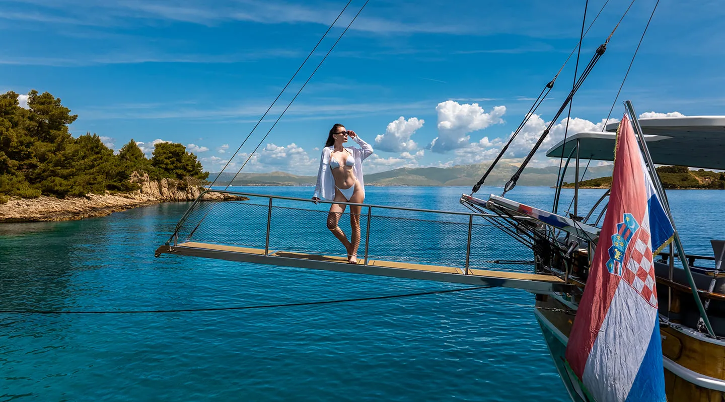 ANĐEO Anchored