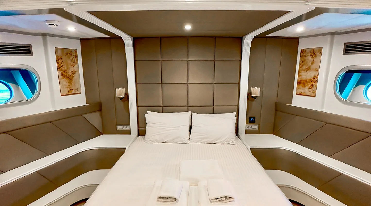 ANGELO III Double cabin