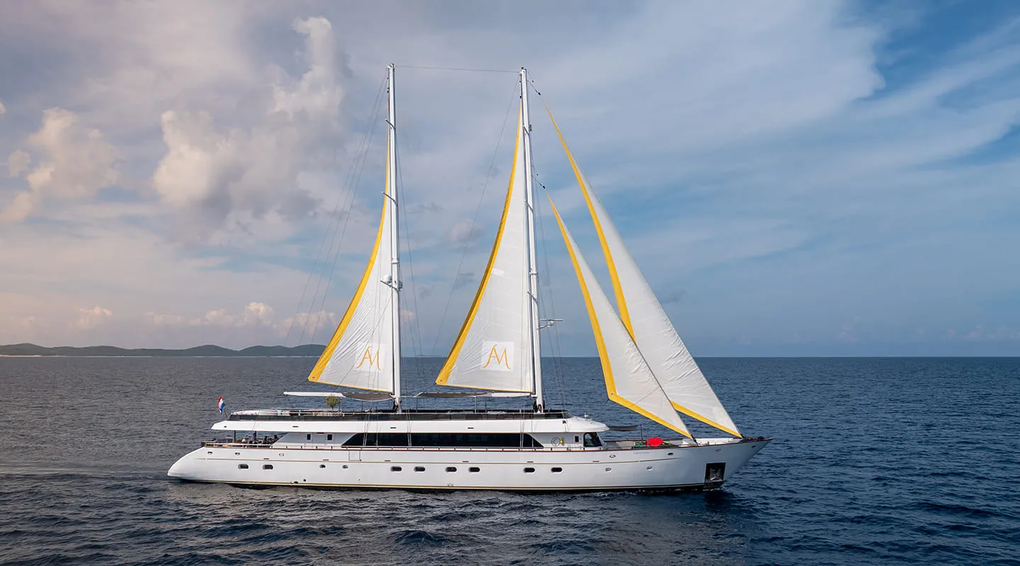 ANIMA MARIS Sailing