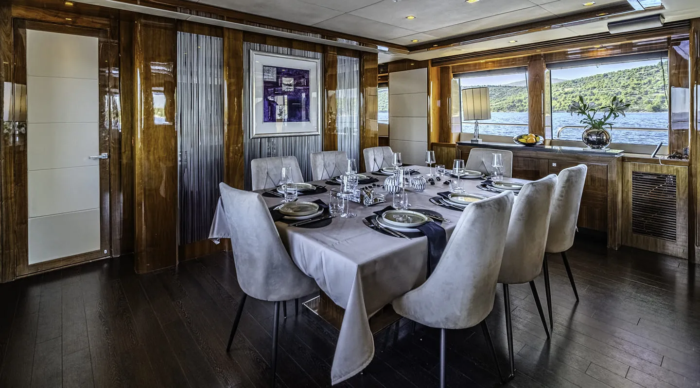 ARAGO Dinning area