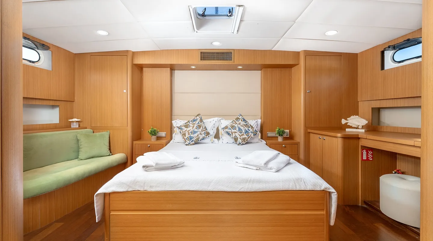 ARTEMIS Master cabin