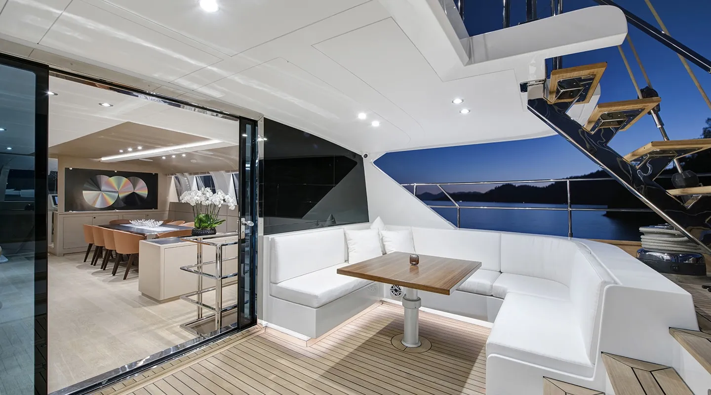 ATLANTIKA Aft deck