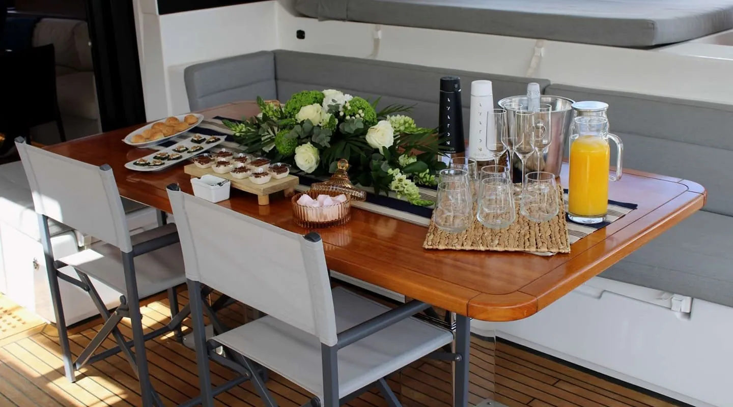 ATLANTIS Table decoration