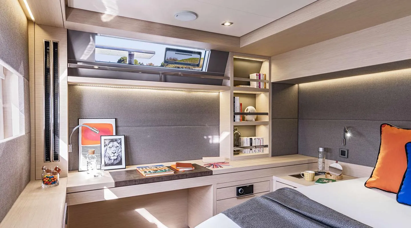 AZUL Double cabin