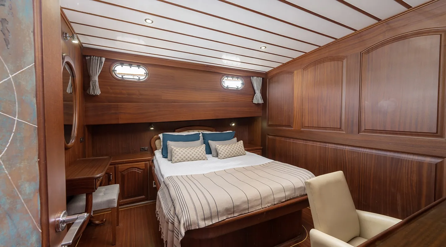 BEDIA SULTAN Double cabin