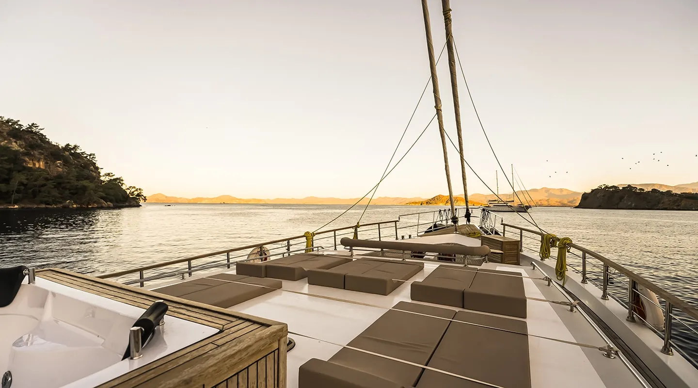 BELGIN SULTAN Sun deck