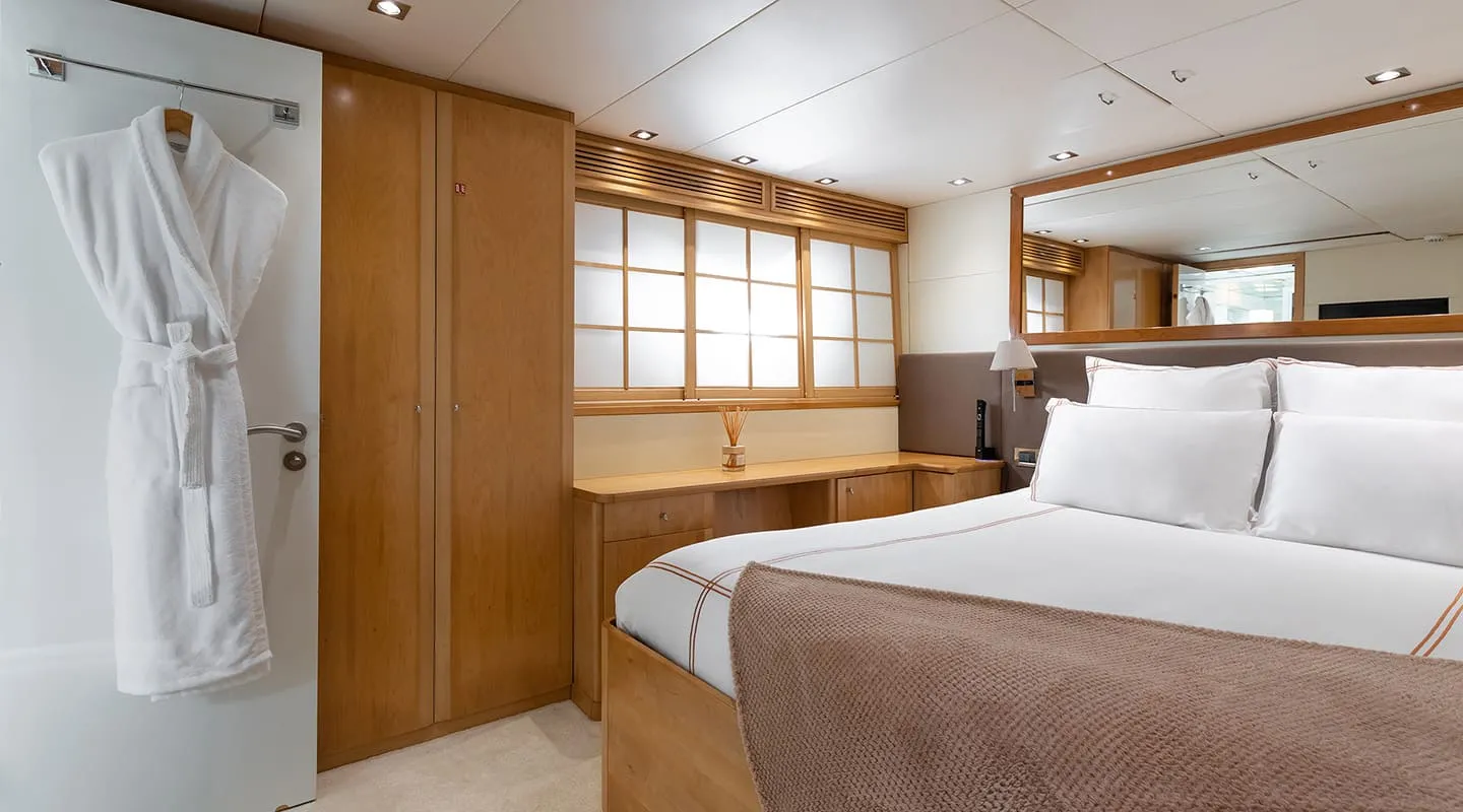 BROOKLYN Double cabin