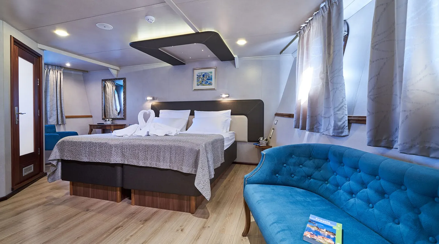 CASABLANCA Master cabin