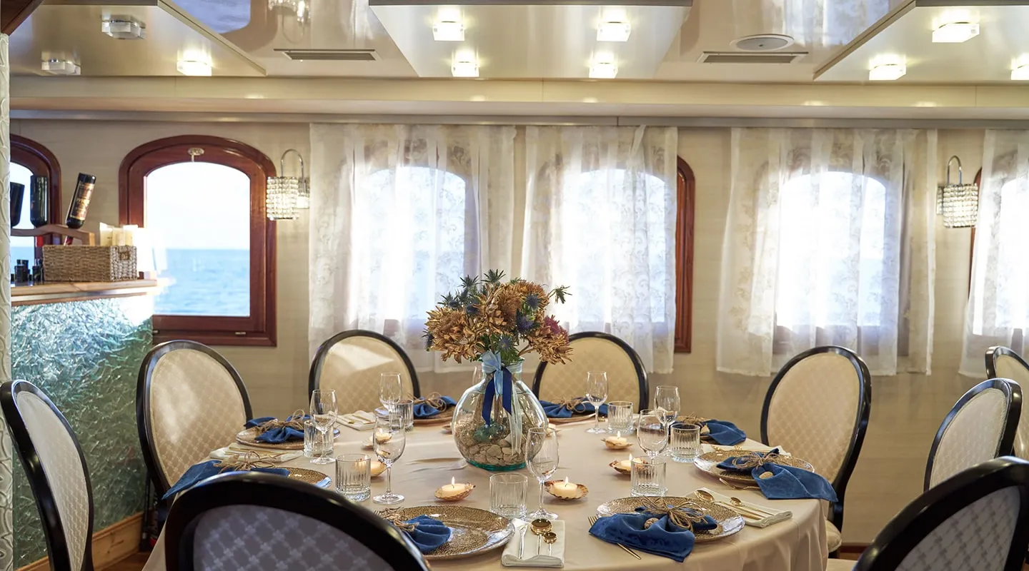 CASABLANCA Table decoration