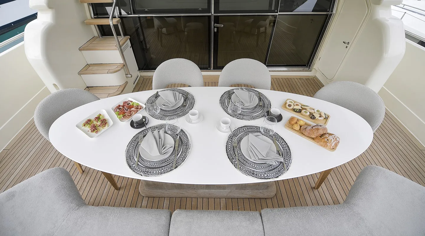 CELINE Aft deck