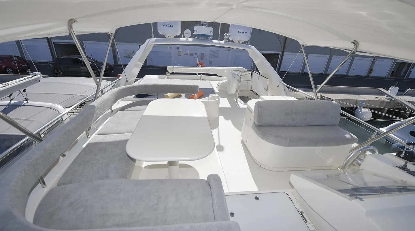 CELINE Flybridge