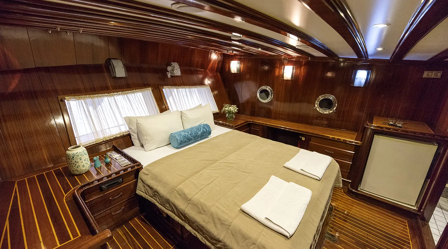 CEYLAN Master cabin