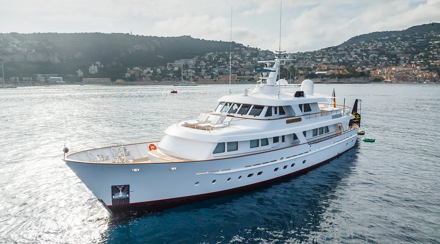 CORNELIA Anchored