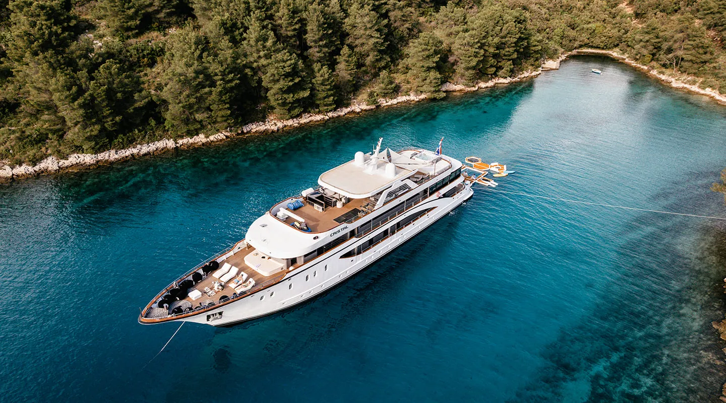 CRISTAL Anchored