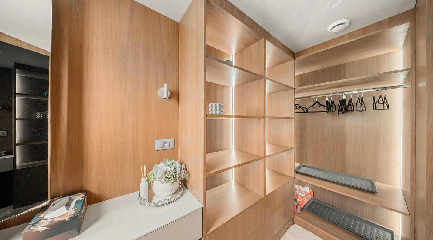 CRISTAL Master cabin
