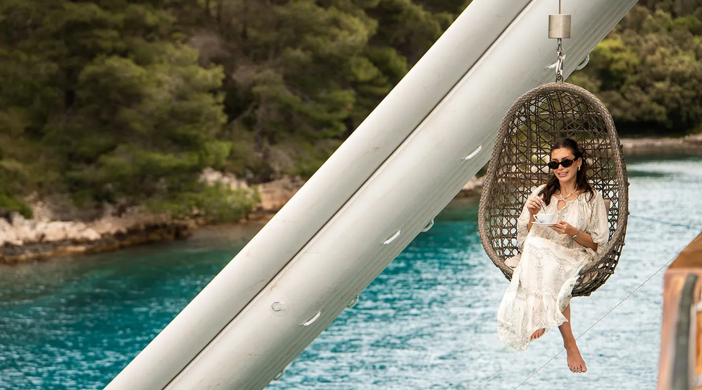 CRISTAL Swing