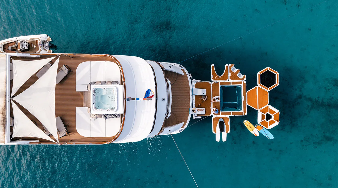 CRISTAL Watersports