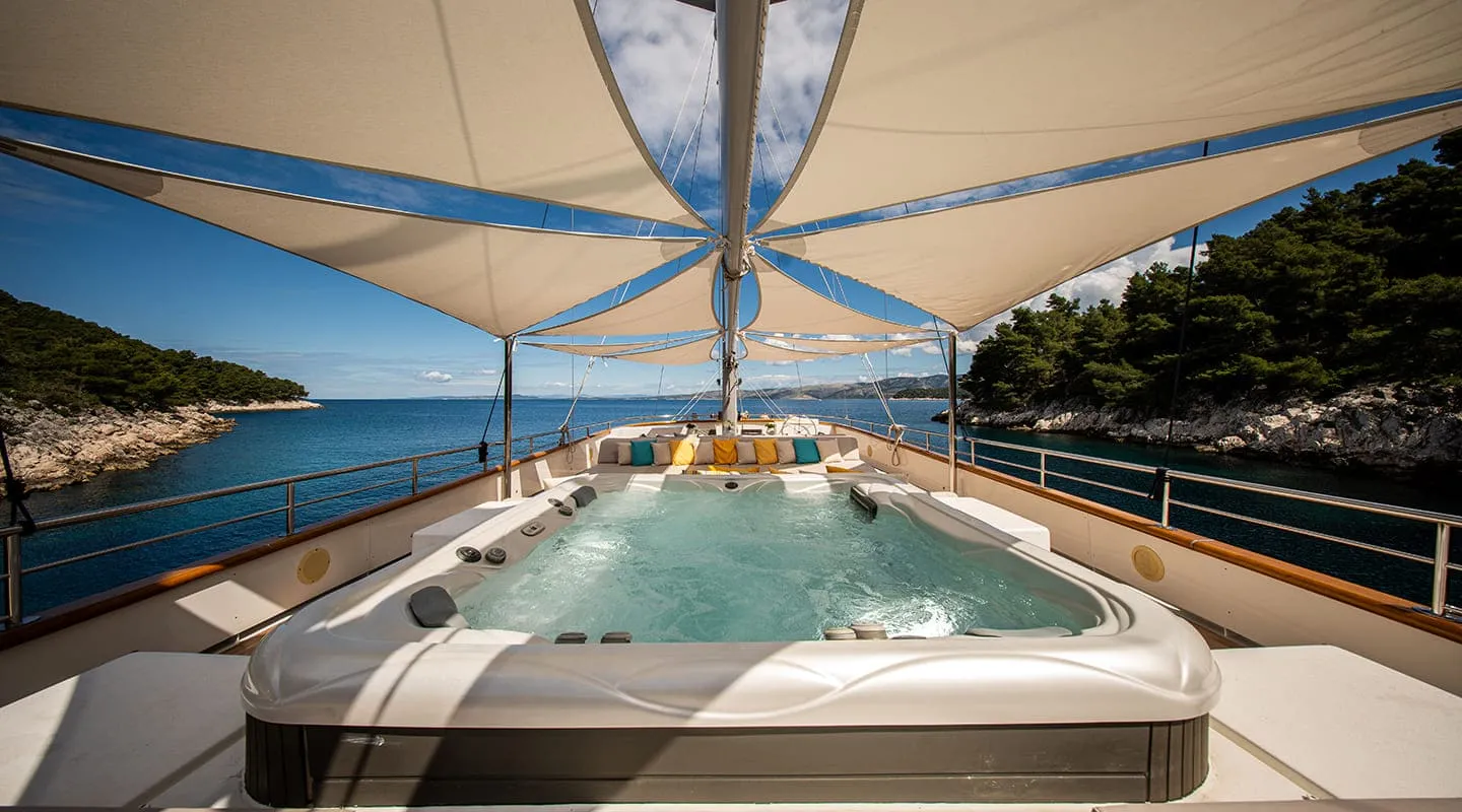 DALMATINO Jacuzzi