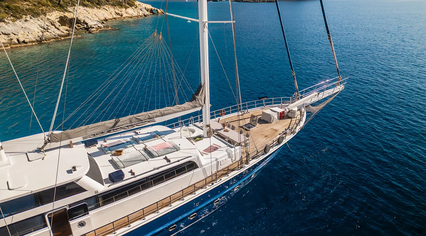 ESMA SULTAN Sun deck