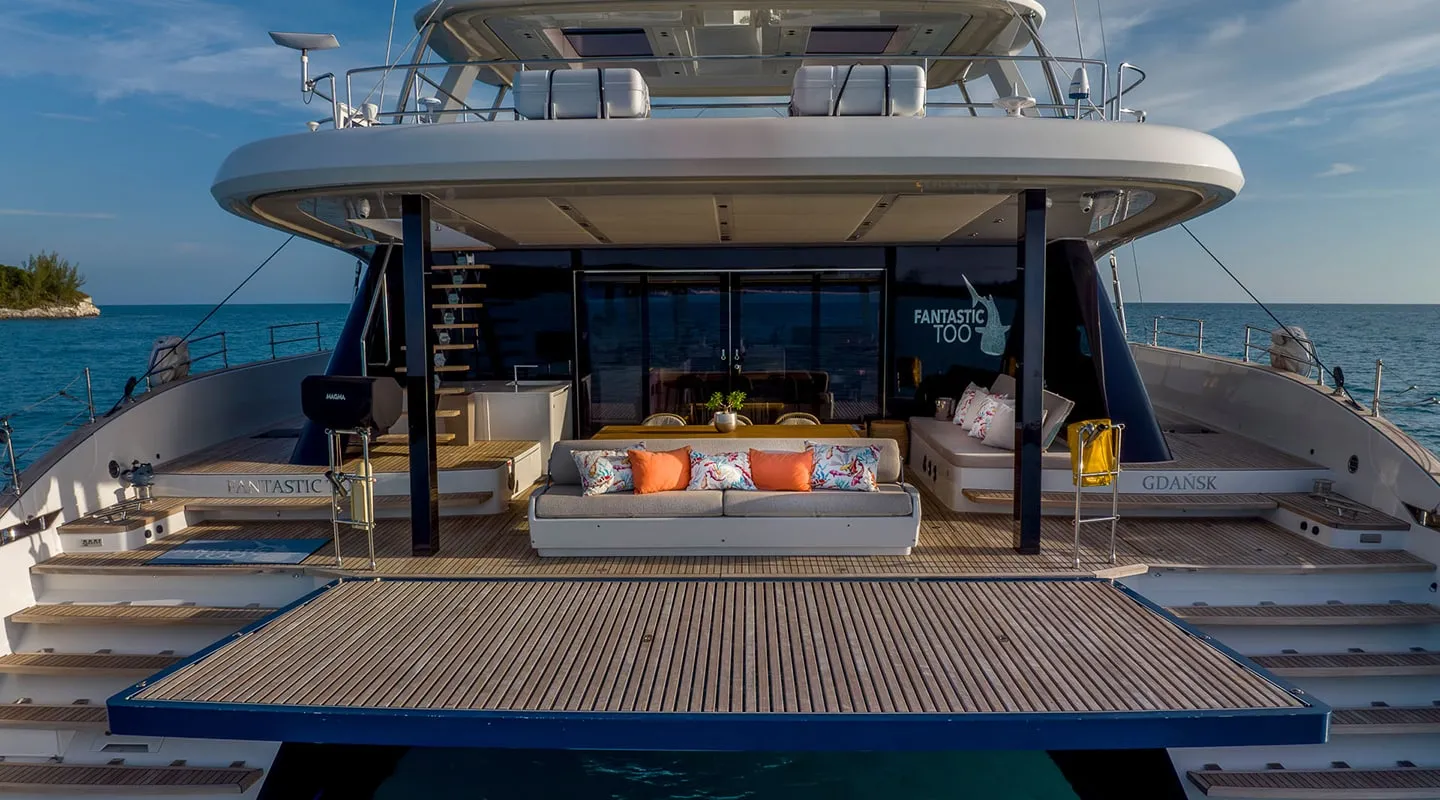 FANTASTIC TOO Aft deck