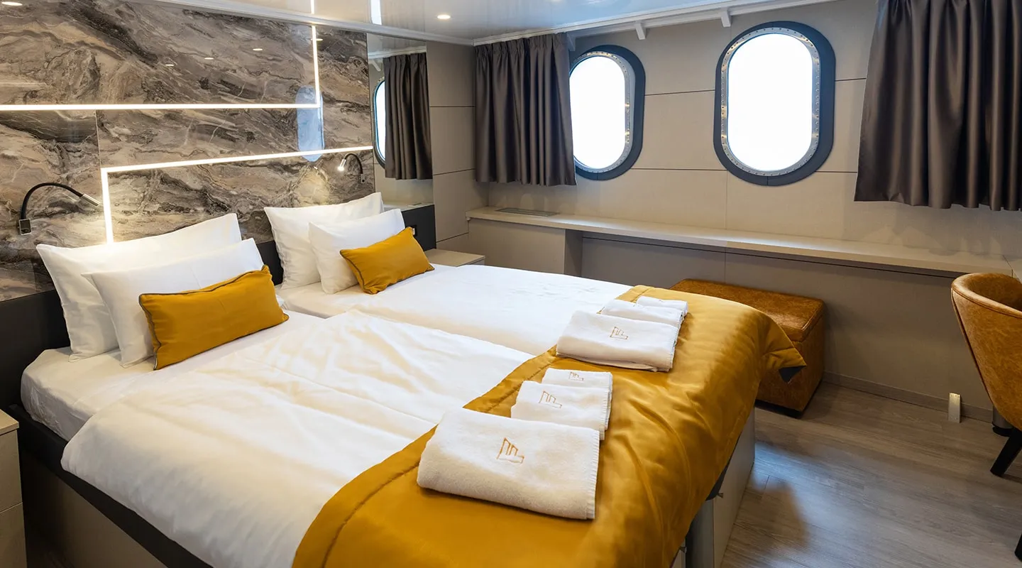 FREEDOM Double cabin