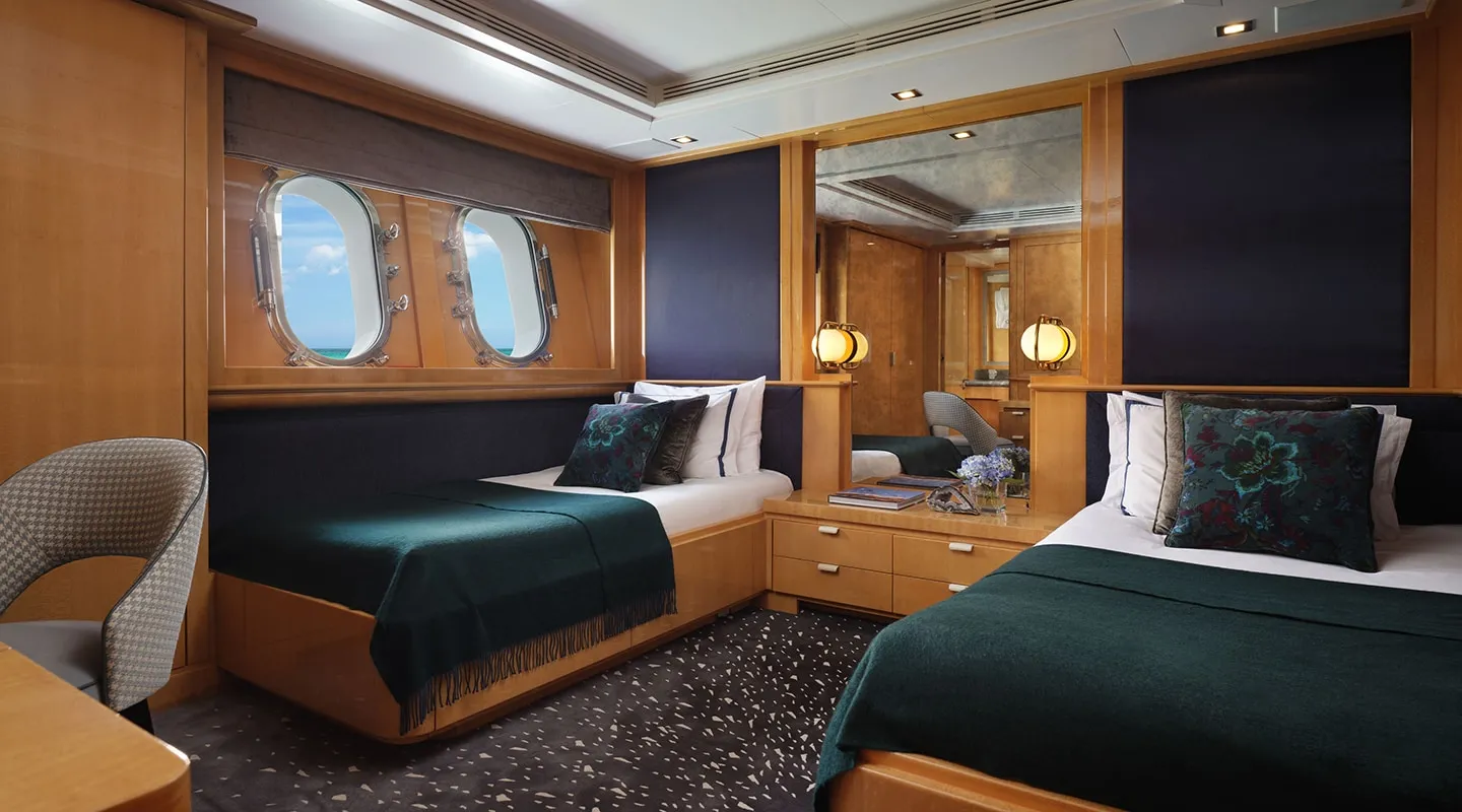 GALAXY Twin cabin