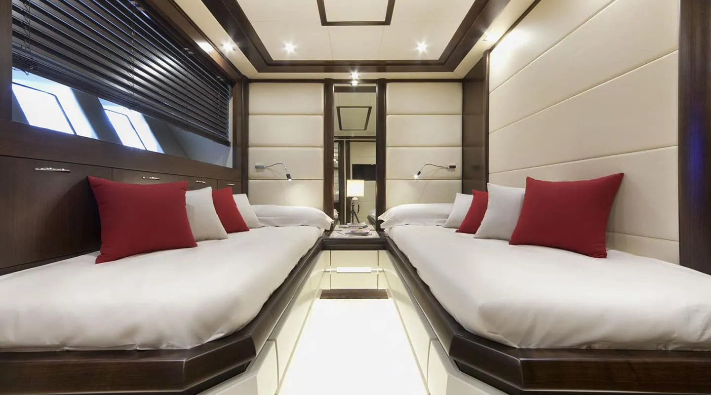 GATSBY Twin cabin
