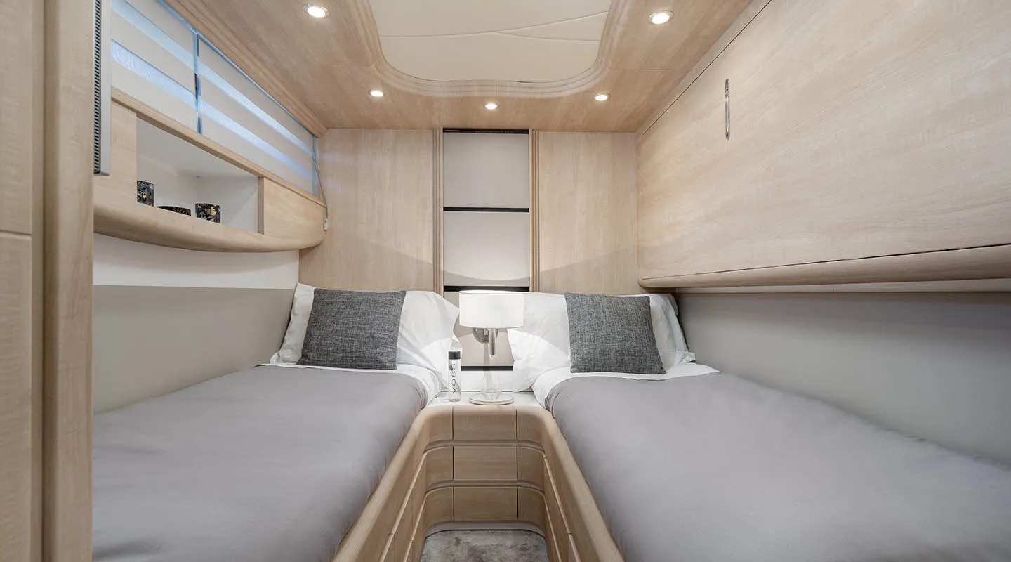 GEMINI Twin cabin