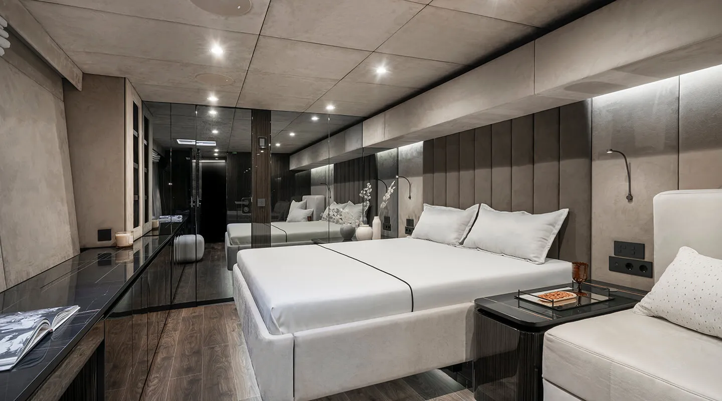 GREYB Double cabin