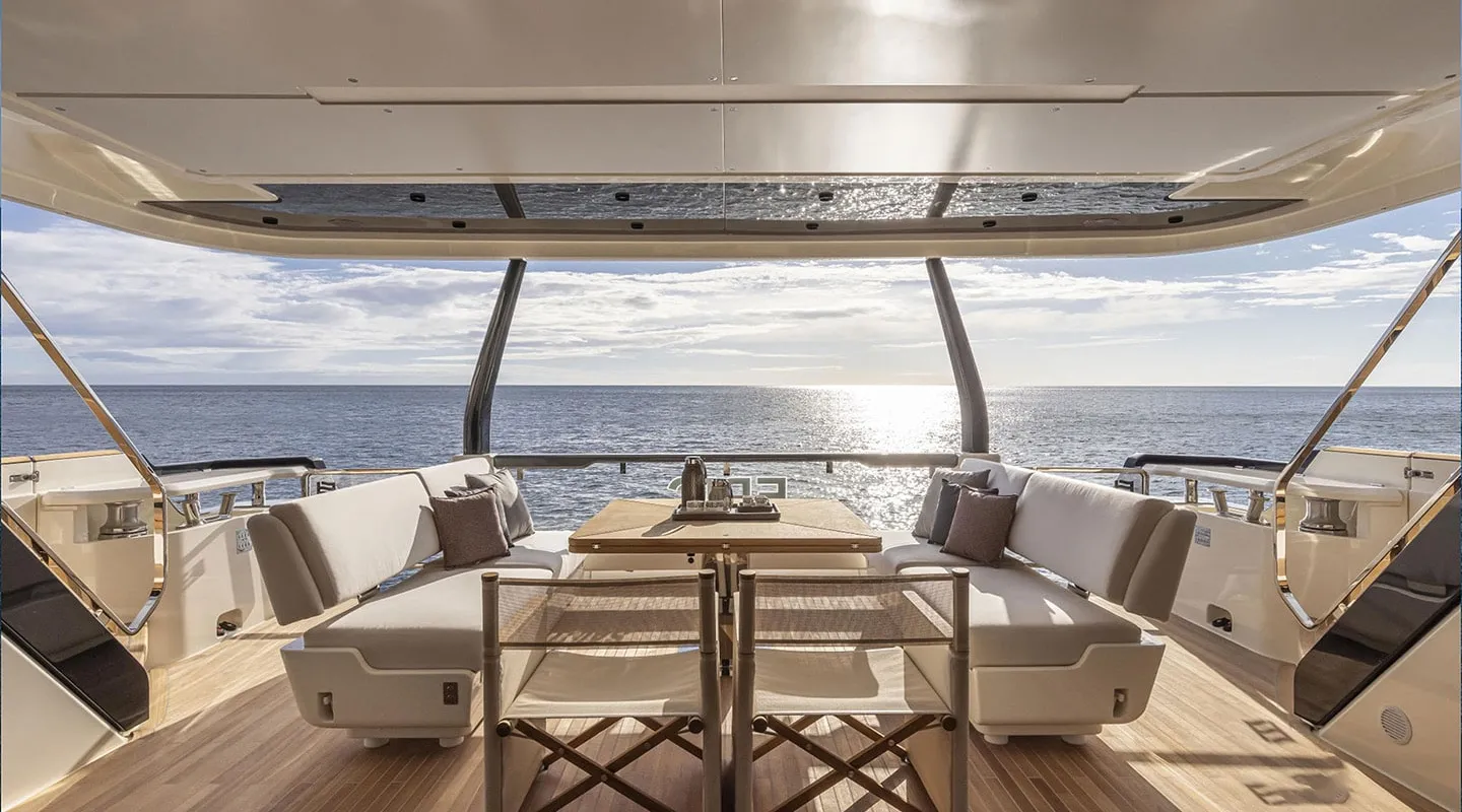 ISOTTA Aft deck