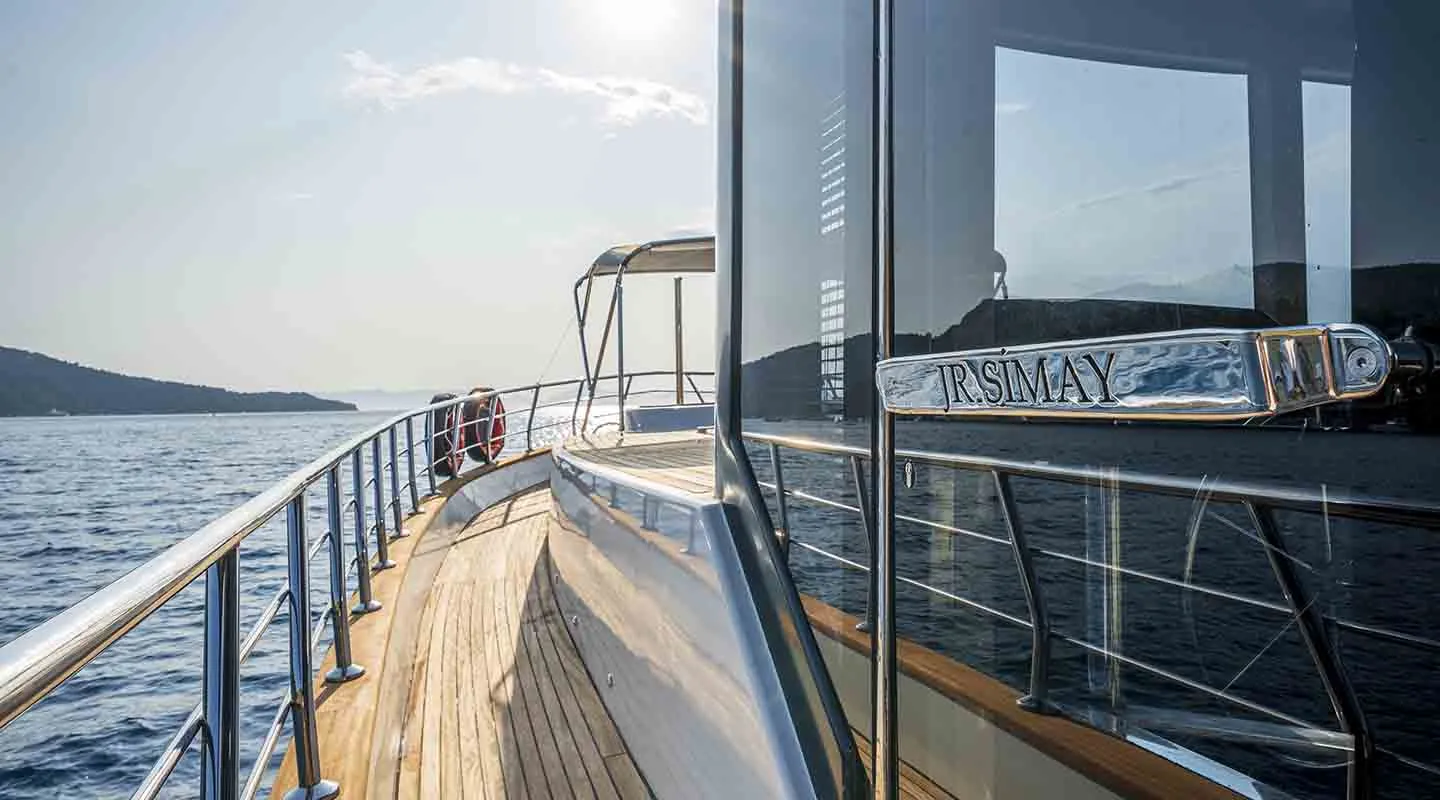 JUNIOR SIMAY Side deck