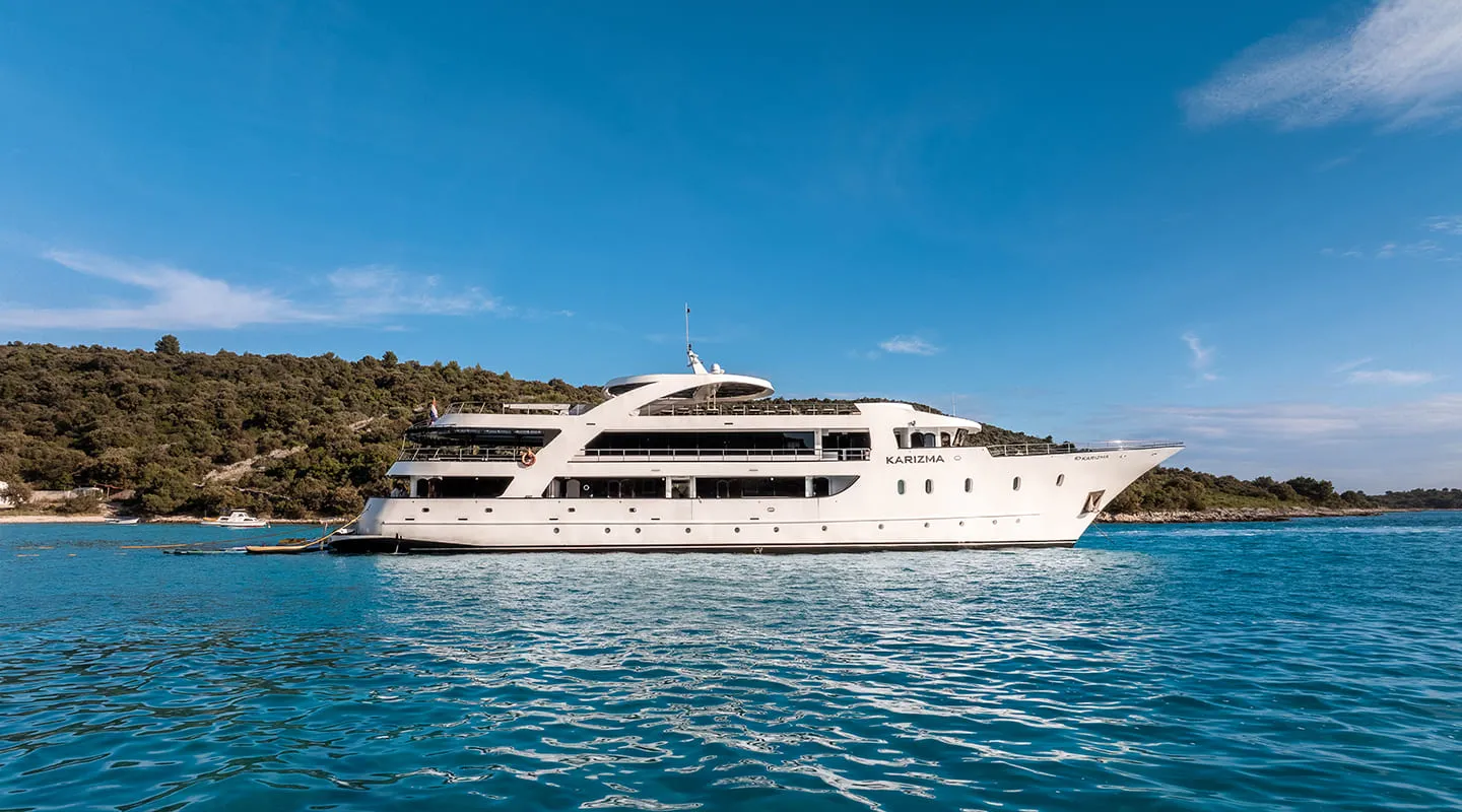 KARIZMA Anchored