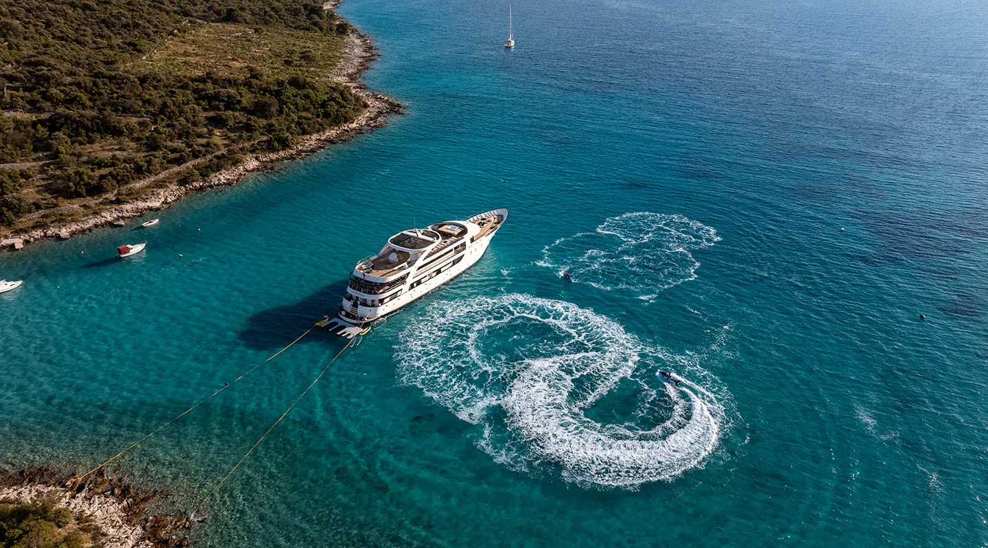 KARIZMA Watersports