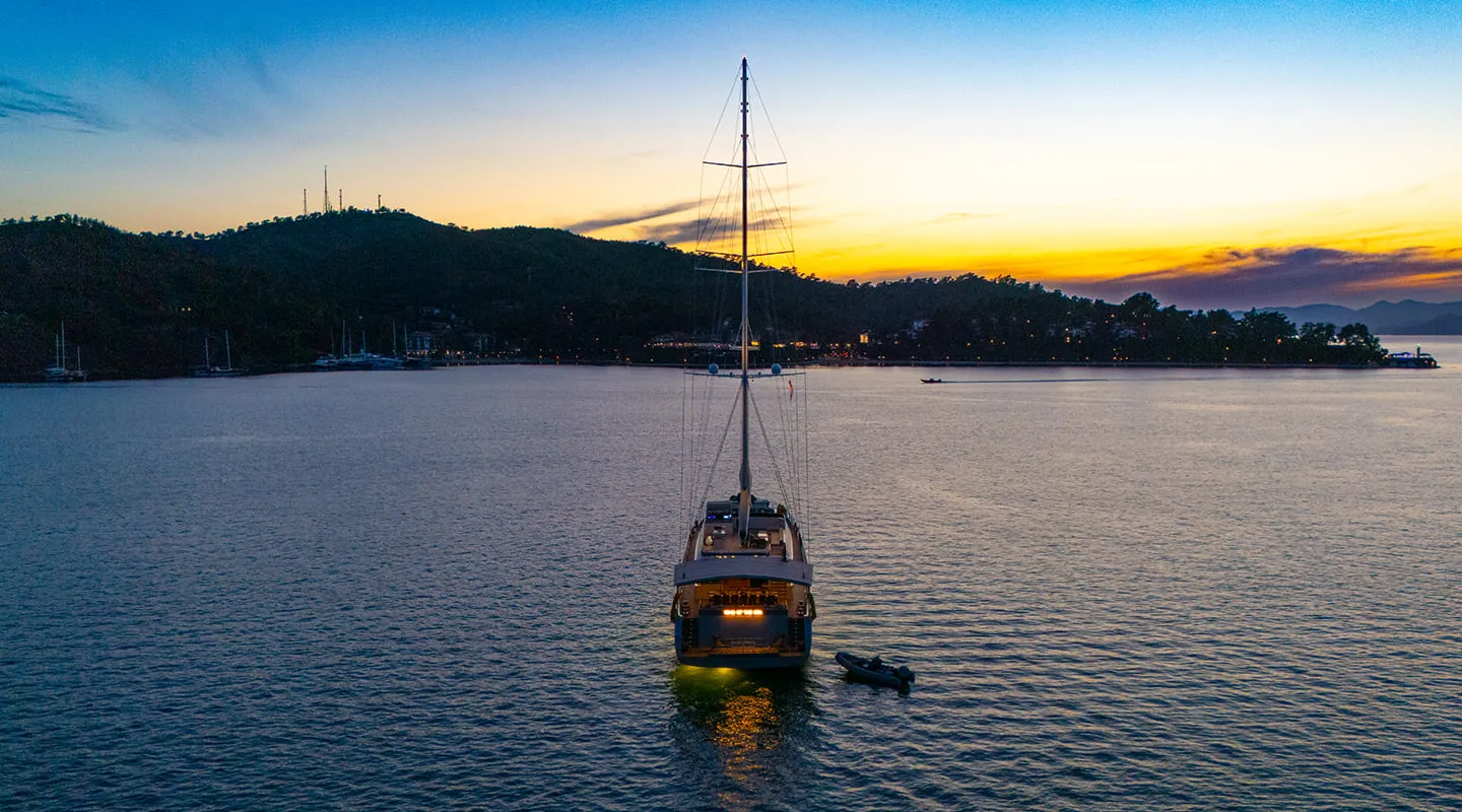 KING OF THE SEA Sunset