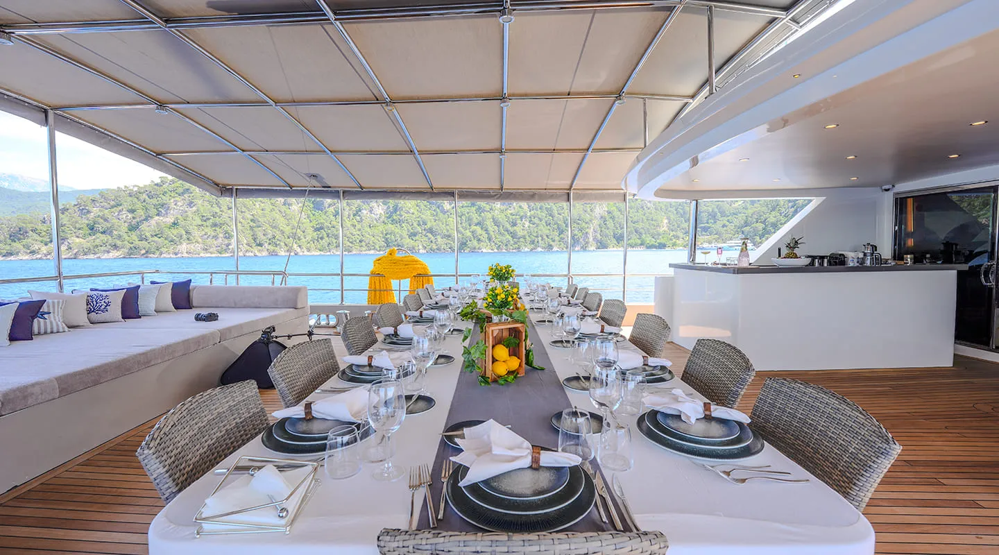 KING OF THE SEA Table decoration
