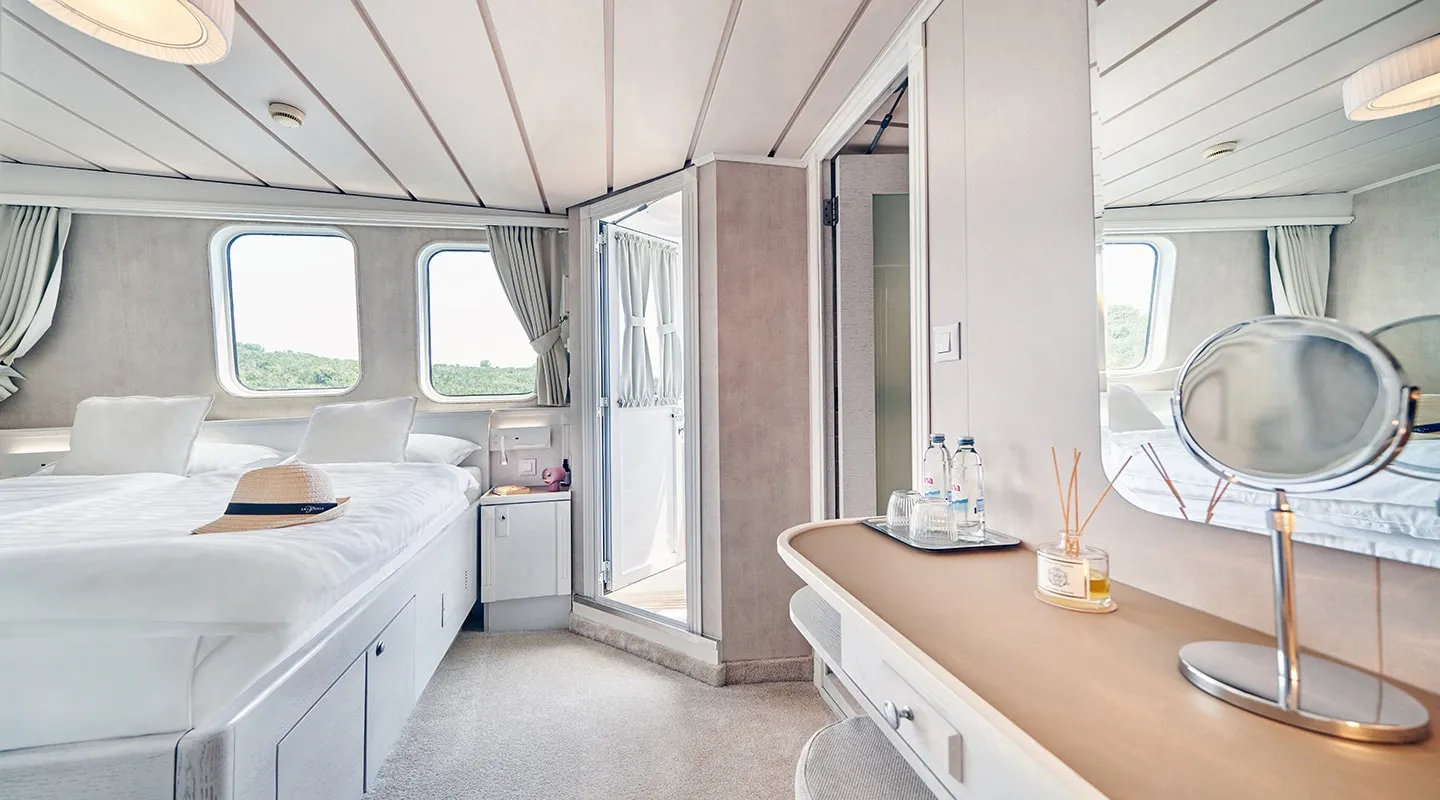 LA PERLA Double cabin