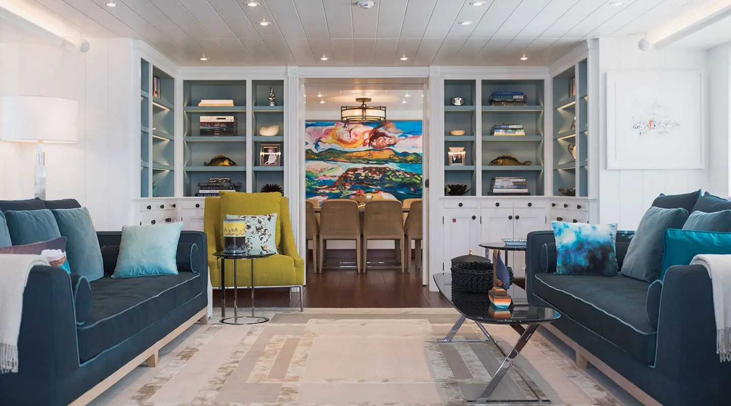 LADY TRUDY Maindeck saloon