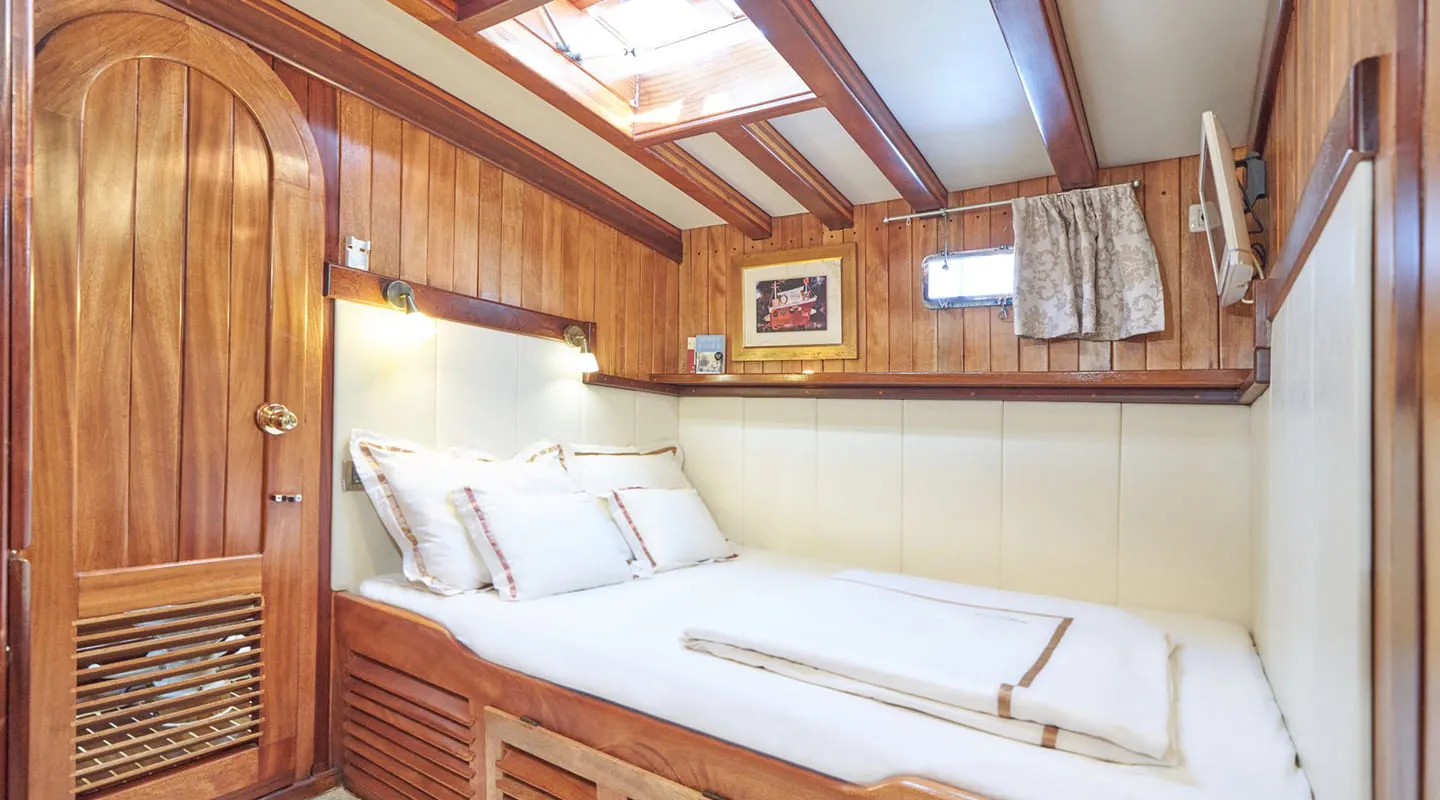 LIBRA Double cabin